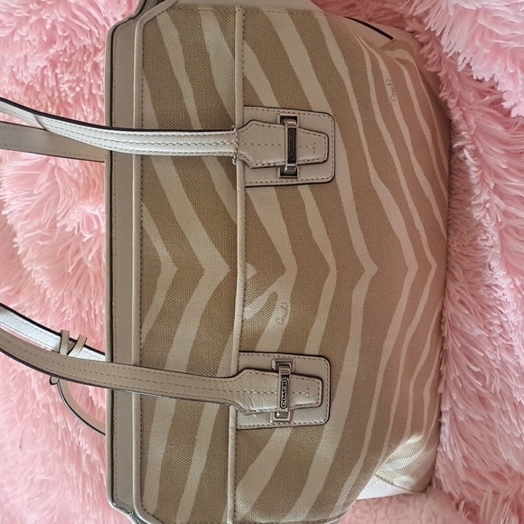 Coach Zebra Purse White and Tan - Picture 1 of 16